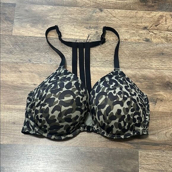 PINK by Victoria’s Secret wear everywhere push up bra size 34DD - Picture 1 of 4